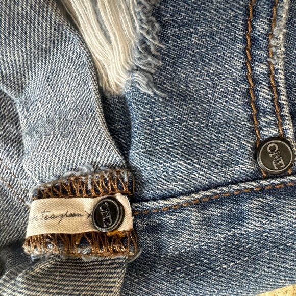 One X One Teaspoon Harlets High Rise Exposed Button Fly Jean Shorts 24 - Picture 11 of 13